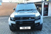 LAND ROVER DEFENDER 110