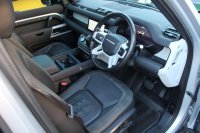 LAND ROVER DEFENDER 110